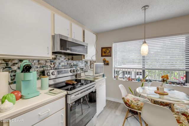 1601 Big Tree Rd Apt 807, Daytona Beach, FL 32119