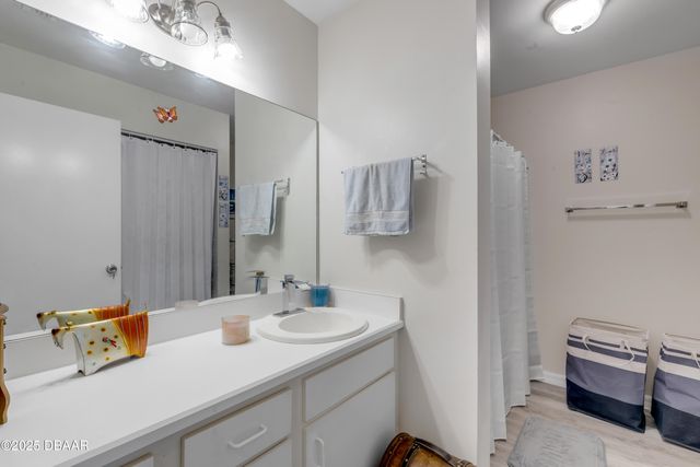 1601 Big Tree Rd Apt 807, Daytona Beach, FL 32119