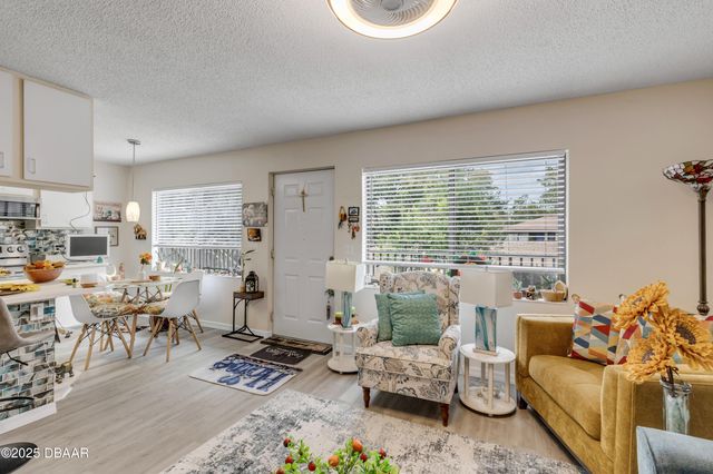 1601 Big Tree Rd Apt 807, Daytona Beach, FL 32119