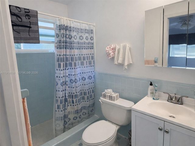 4805 Highland Dr, Tamarac, FL 33319