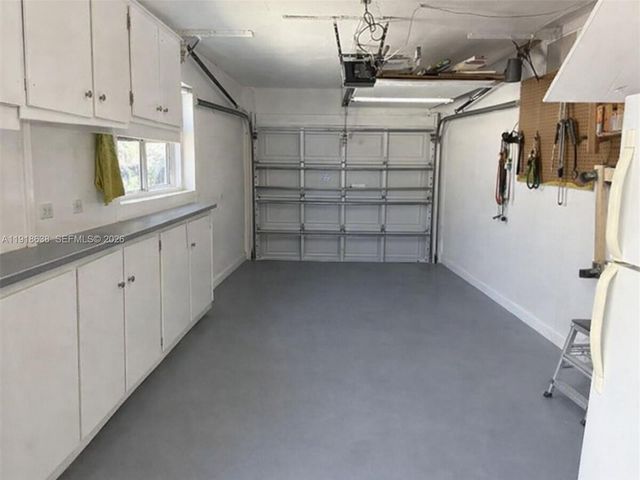 4805 Highland Dr, Tamarac, FL 33319