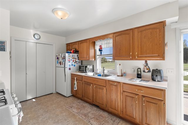 5792 Celery Street, Kalamazoo, MI 49048