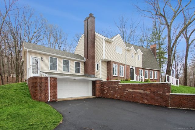 51 Laura Road, Hamden, CT 06514