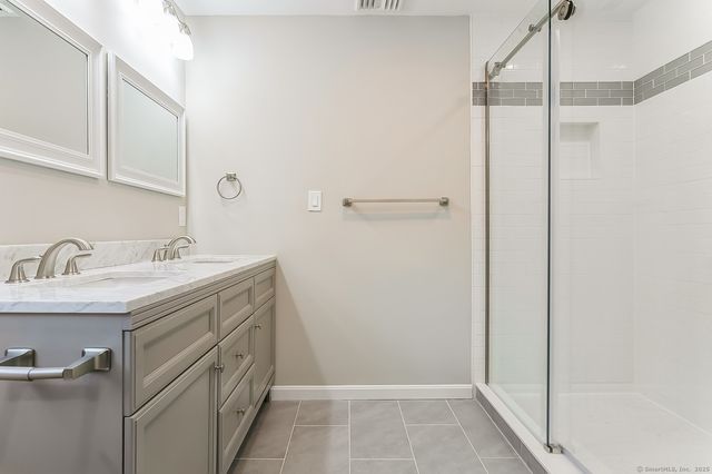 51 Laura Road, Hamden, CT 06514