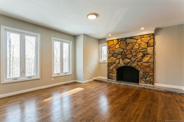 51 Laura Road, Hamden, CT 06514