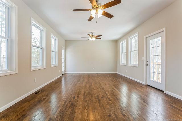 51 Laura Road, Hamden, CT 06514