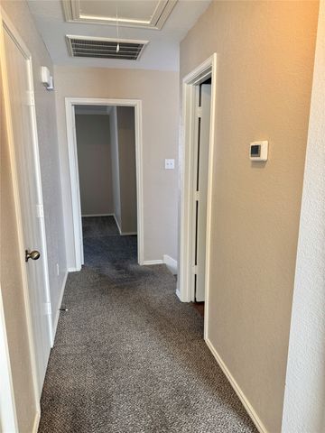 2314 Aldergate Drive, Arlington, TX 76012