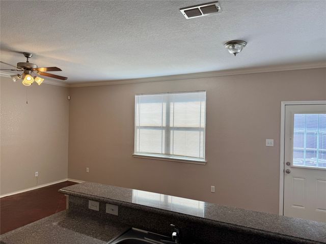 2314 Aldergate Drive, Arlington, TX 76012