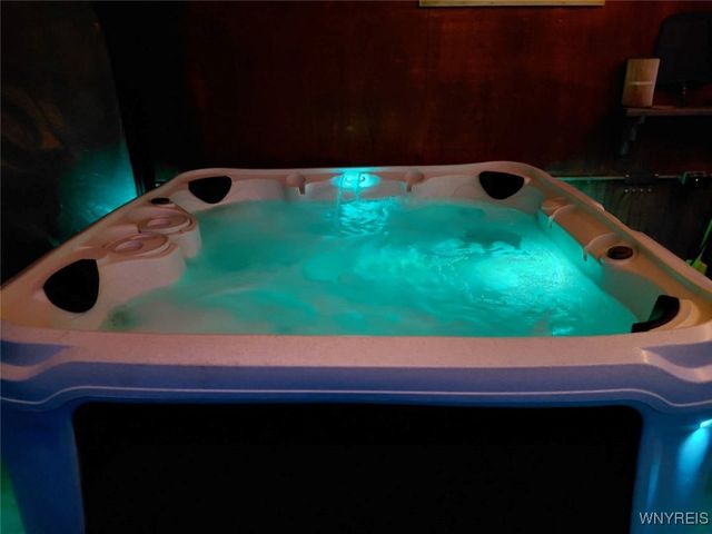 52 Gilbert Avenue, Hamburg, NY 14219