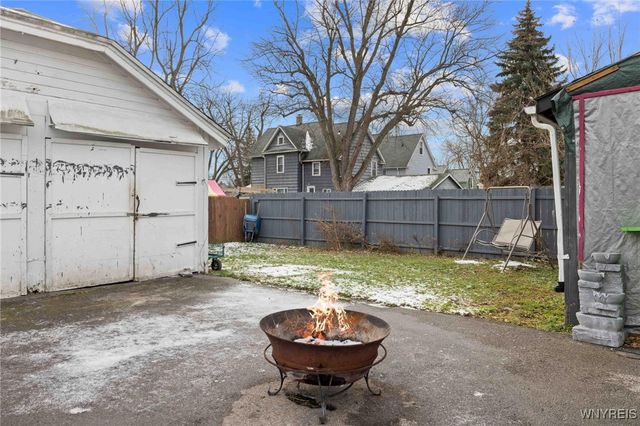 52 Gilbert Avenue, Hamburg, NY 14219