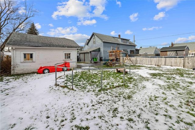 52 Gilbert Avenue, Hamburg, NY 14219