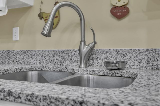 5870 Crooked Creek Boulevard, Grove City, OH 43123