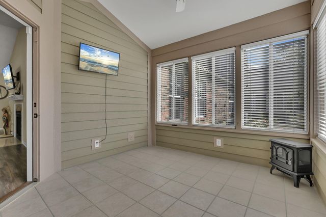 5870 Crooked Creek Boulevard, Grove City, OH 43123