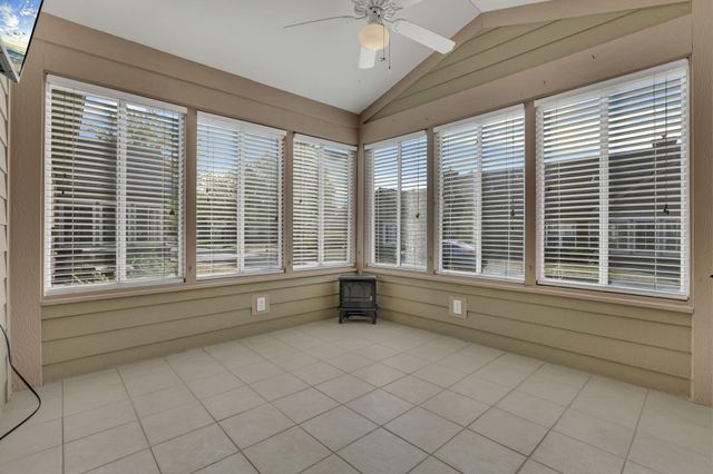 5870 Crooked Creek Boulevard, Grove City, OH 43123