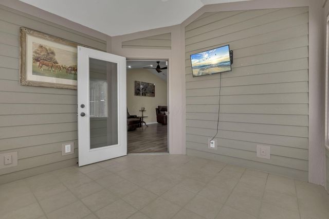 5870 Crooked Creek Boulevard, Grove City, OH 43123