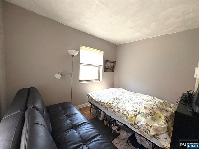 3081 Edwin Avenue 2J, Fort Lee, NJ 07024