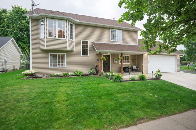 617 12th Street, Farmington, MN 55024