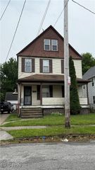 6330 Carl Avenue, Cleveland, OH 44103
