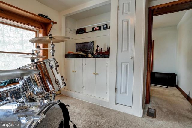 535 VALLEY PARK RD, Phoenixville, PA 19460