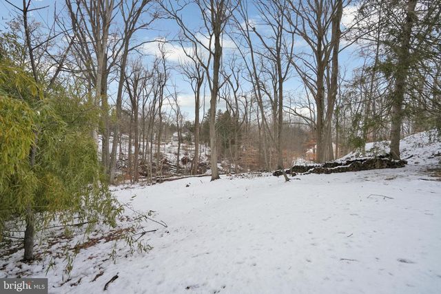 535 VALLEY PARK RD, Phoenixville, PA 19460