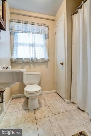 535 VALLEY PARK RD, Phoenixville, PA 19460