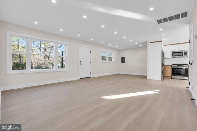 9 14TH ST, Williamstown, NJ 08094