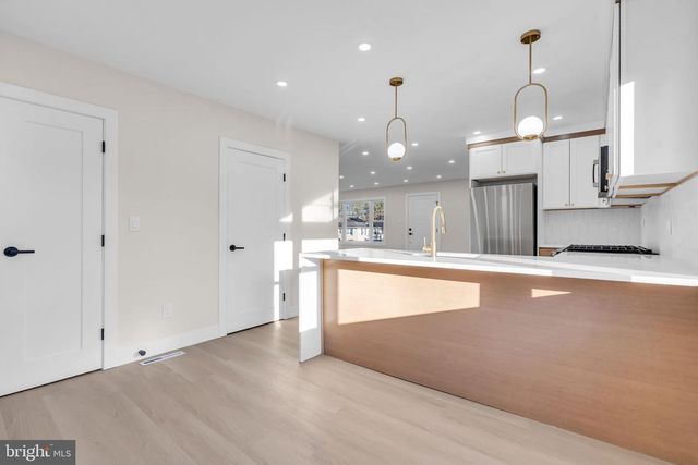 9 14TH ST, Williamstown, NJ 08094