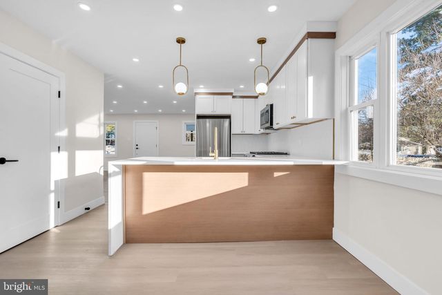 9 14TH ST, Williamstown, NJ 08094