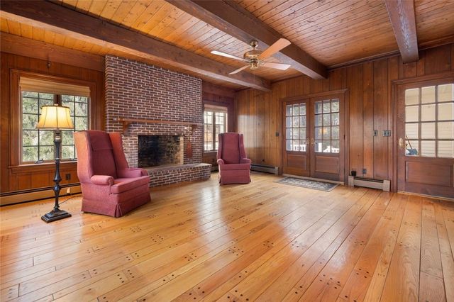 555 Great Road, Lincoln, RI 02865