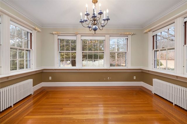 555 Great Road, Lincoln, RI 02865