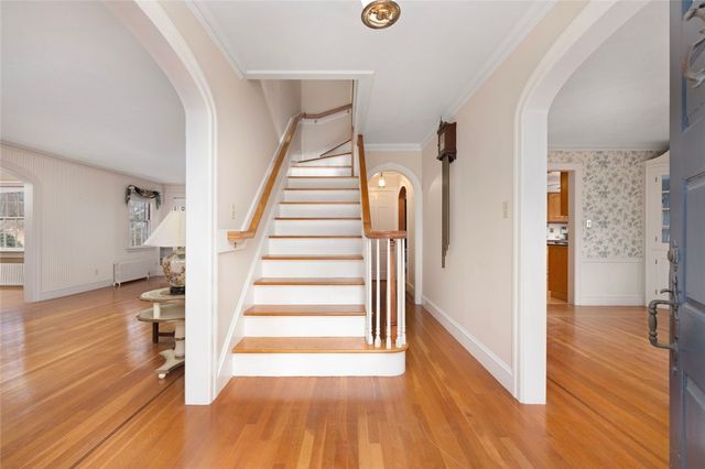 555 Great Road, Lincoln, RI 02865