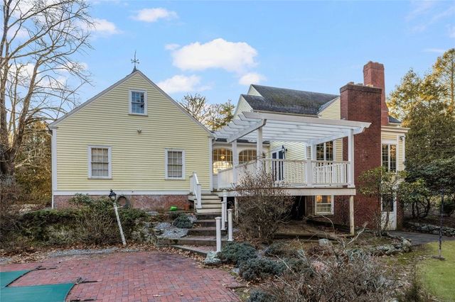 555 Great Road, Lincoln, RI 02865