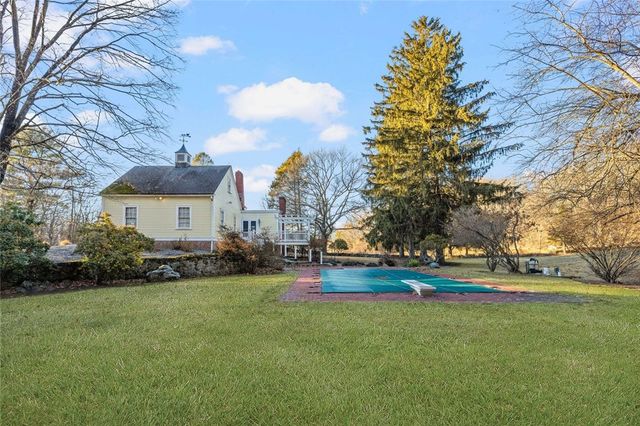 555 Great Road, Lincoln, RI 02865