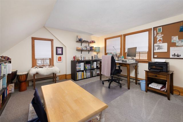 555 Great Road, Lincoln, RI 02865