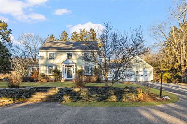 555 Great Road, Lincoln, RI 02865