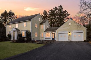 555 Great Road, Lincoln, RI 02865