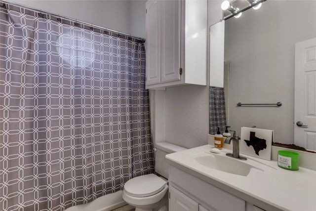 7428 Golf Club Drive, Fort Worth, TX 76179