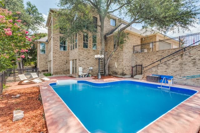 7428 Golf Club Drive, Fort Worth, TX 76179