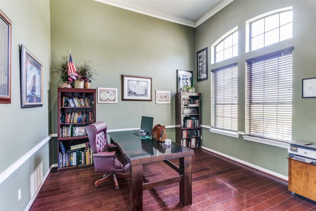 7428 Golf Club Drive, Fort Worth, TX 76179