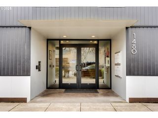 1480 N JARRETT St 204, Portland, OR 97217
