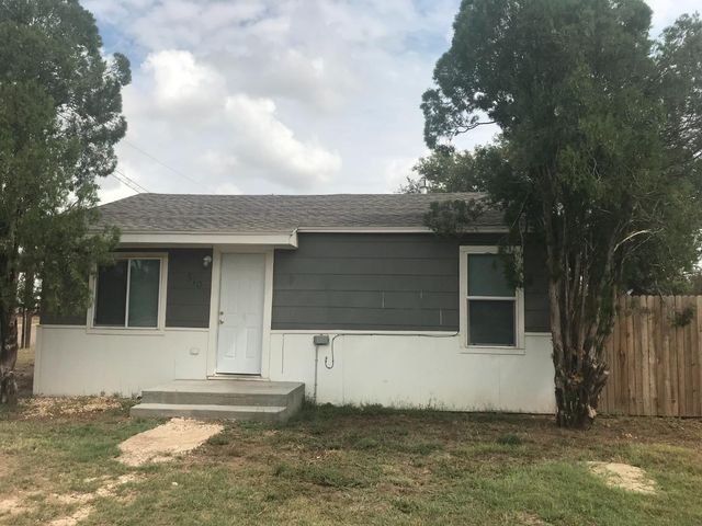 510 Avenue G, Shallowater, TX 79363