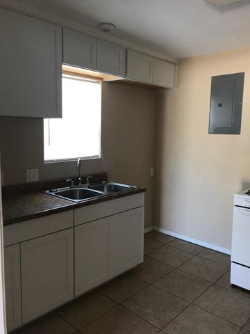 510 Avenue G, Shallowater, TX 79363