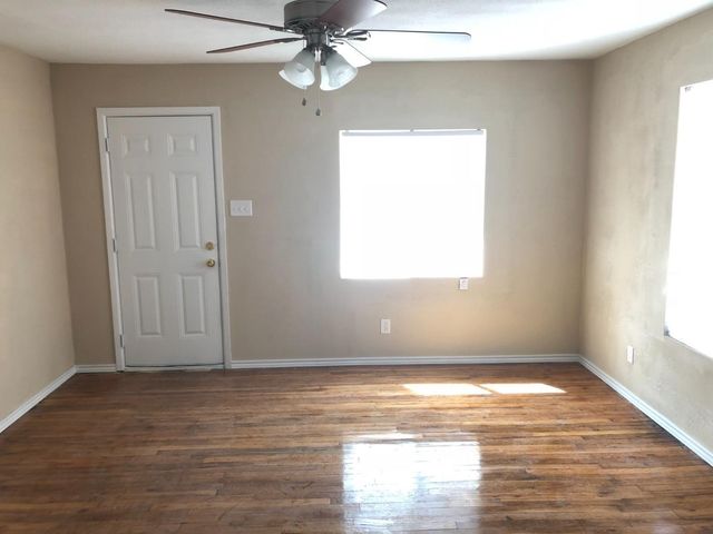 510 Avenue G, Shallowater, TX 79363