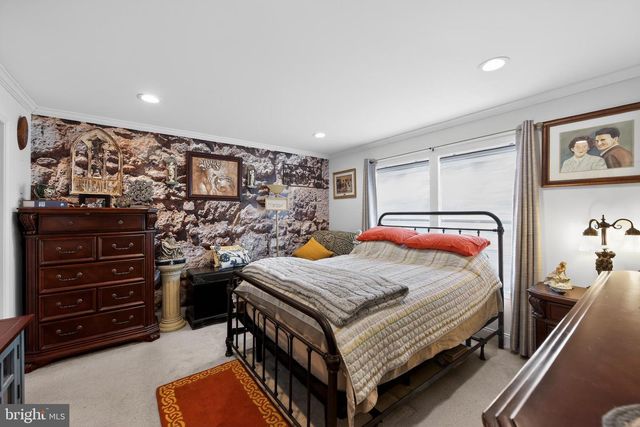 50 MIDDLEMARCH RD, Douglassville, PA 19518