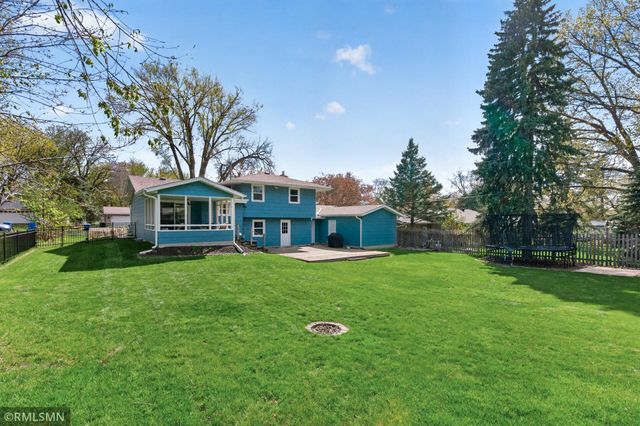 2479 Hillside Road, White Bear Lake, MN 55110