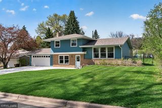 2479 Hillside Road, White Bear Lake, MN 55110
