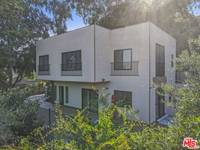 2315 Loma Vista Place, Los Angeles, CA 90039