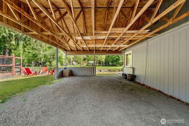 560 Mountain Trail Road, Brinnon, WA 98320