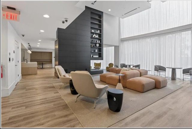 3324 Peachtree Road 2213, Atlanta, GA 30326