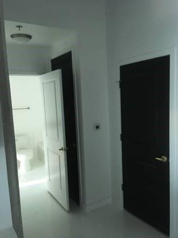 3324 Peachtree Road 2213, Atlanta, GA 30326